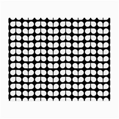 Black And White Leaf Pattern Glasses Cloth (small)