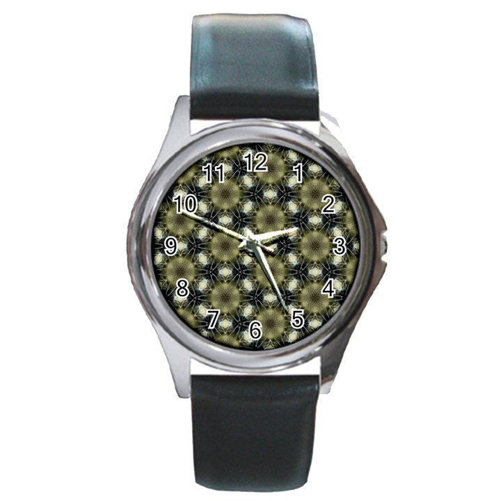 Faux Animal Print Pattern Round Leather Watch (Silver Rim)