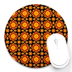 Cute Pretty Elegant Pattern 8  Mouse Pad (round) by GardenOfOphir