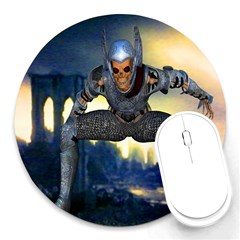 Wasteland 8  Mouse Pad (round)