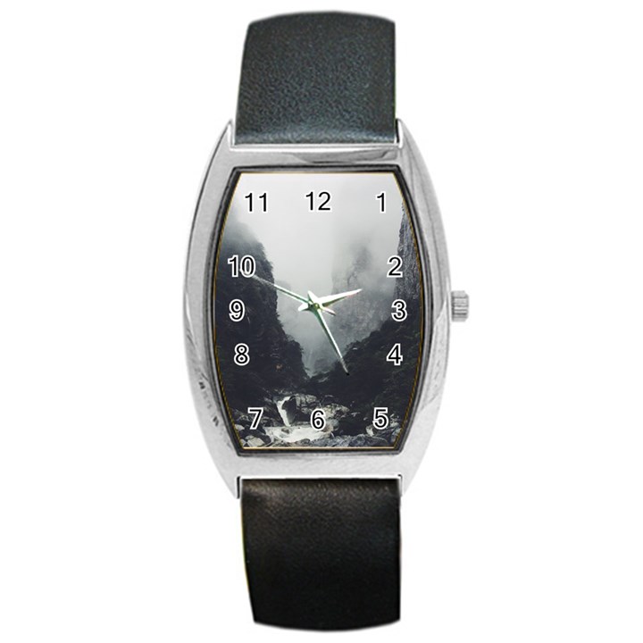 Unt3 Tonneau Leather Watch