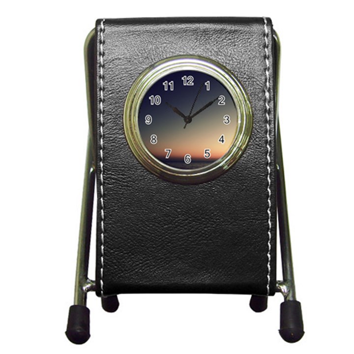 Unt5 Stationery Holder Clock