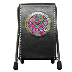 Psychedelic Checker Board Stationery Holder Clock