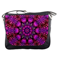 Pink Fractal Kaleidoscope  Messenger Bag