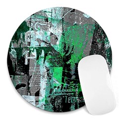 Green Urban Graffiti 8  Mouse Pad (round)