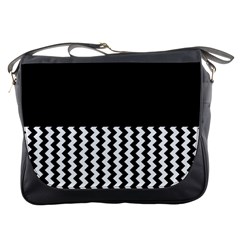 Blackandwhitechevron6000 Messenger Bags