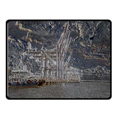 Industry V Fleece Blanket (small)