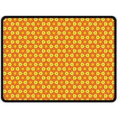 Cute Pretty Elegant Pattern Fleece Blanket (large) 