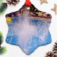 Splash 3 Ornament (snowflake) 