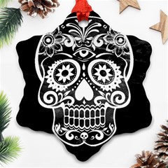 Skull Ornament (snowflake) 