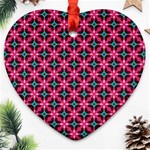 Cute Pretty Elegant Pattern Ornament (Heart)  Front