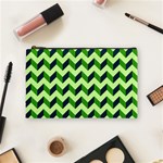 Modern Retro Chevron Patchwork Pattern Cosmetic Bag (Medium)  Front