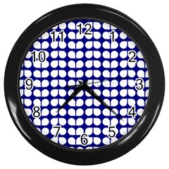 Blue And White Leaf Pattern Wall Clocks (black)