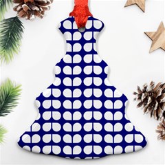 Blue And White Leaf Pattern Ornament (Christmas Tree)