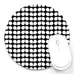 Black And White Leaf Pattern Round Mousepads