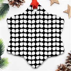 Black And White Leaf Pattern Ornament (snowflake)  by GardenOfOphir