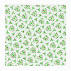 Sweet Doodle Pattern Green Medium Glasses Cloth by ImpressiveMoments