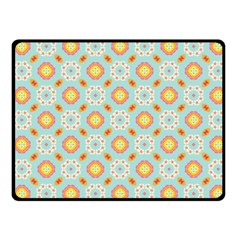 Cute Seamless Tile Pattern Gifts Fleece Blanket (small)