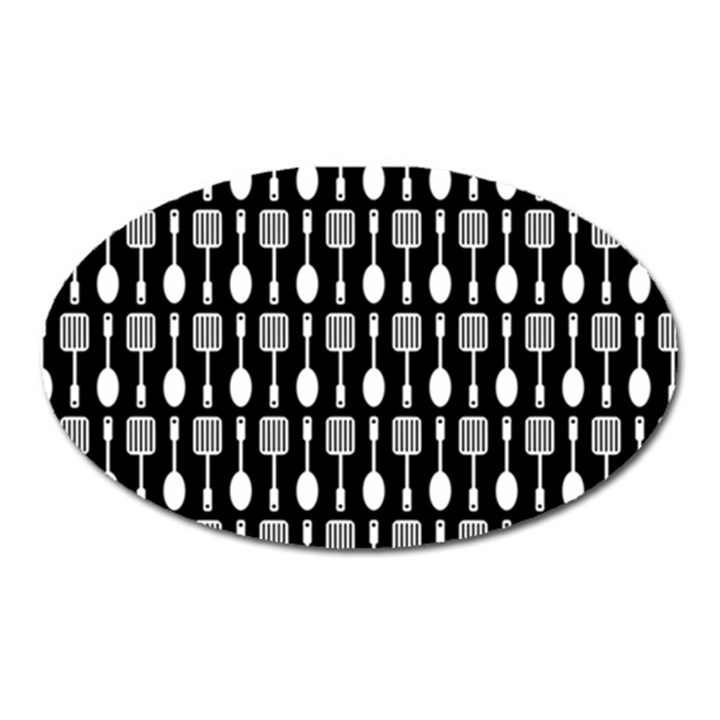 Black And White Spatula Spoon Pattern Oval Magnet