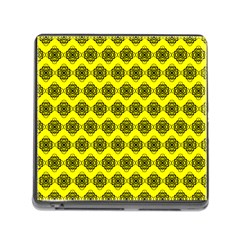 Abstract Knot Geometric Tile Pattern Memory Card Reader (square)