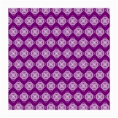 Abstract Knot Geometric Tile Pattern Medium Glasses Cloth (2-side) by GardenOfOphir