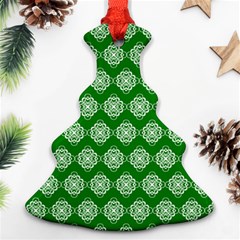 Abstract Knot Geometric Tile Pattern Ornament (christmas Tree)