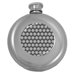 Abstract Knot Geometric Tile Pattern Round Hip Flask (5 Oz)