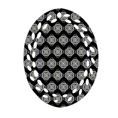 Abstract Knot Geometric Tile Pattern Oval Filigree Ornament (2-side) 