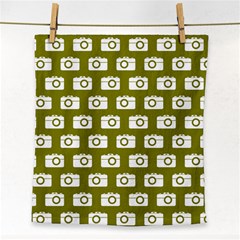 Modern Chic Vector Camera Illustration Pattern Face Towel