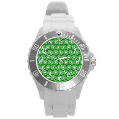 Gerbera Daisy Vector Tile Pattern Round Plastic Sport Watch (l) by GardenOfOphir