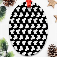 Black And White Cute Baby Socks Illustration Pattern Ornament (oval) 