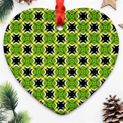 Cute Pattern Gifts Ornament (heart) 