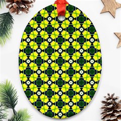 Cute Pattern Gifts Oval Ornament (two Sides)