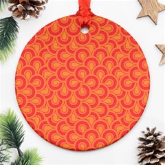 Retro Mirror Pattern Red Round Ornament (two Sides) 