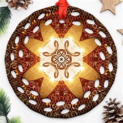 Elegant, Decorative Kaleidoskop In Gold And Red Ornament (round Filigree) 