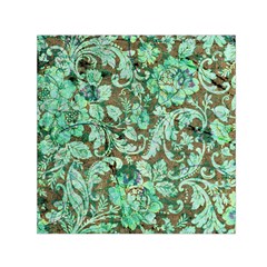 Beautiful Floral Pattern In Green Small Satin Scarf (square) 