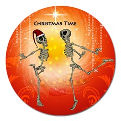 Dancing For Christmas, Funny Skeletons Magnet 5  (round)