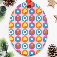 Chic Floral Pattern Ornament (Oval) 