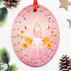 Wonderful Flowers With Butterflies And Diamond In Soft Pink Colors Ornament (oval Filigree) 