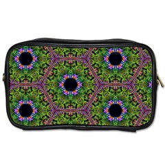 Repeated Geometric Circle Kaleidoscope Toiletries Bags