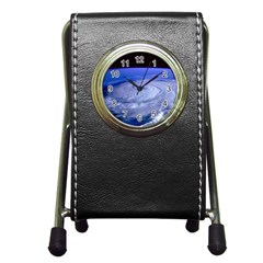 Hurricane Elena Pen Holder Desk Clocks by trendistuff