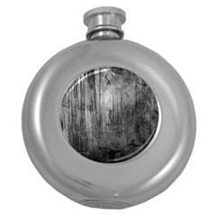 Grunge Metal Night Round Hip Flask (5 Oz) by trendistuff