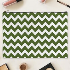 Chevron Pattern Gifts Cosmetic Bag (xxxl)  by GardenOfOphir