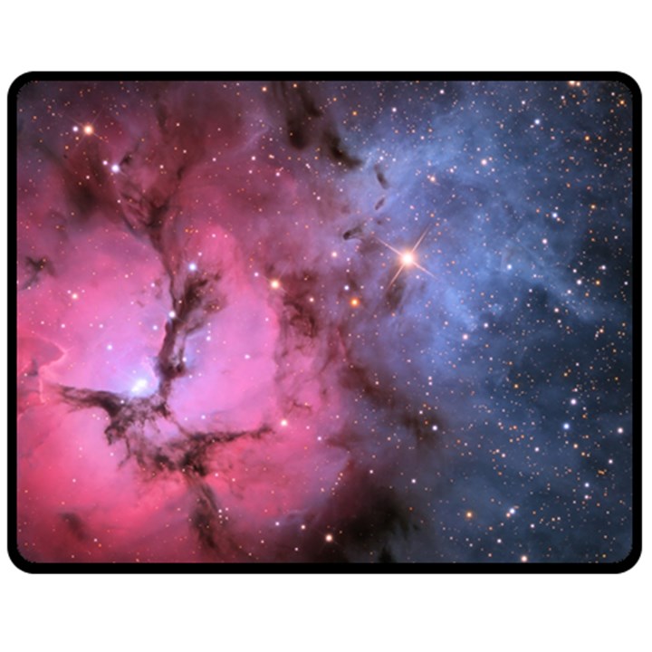 TRIFID NEBULA Fleece Blanket (Medium) 