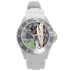 Butterfly 1 Round Plastic Sport Watch (L)