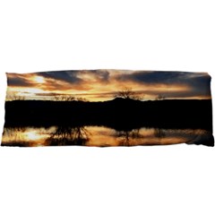 Sun Reflected On Lake Samsung Galaxy Sl I9003 Hardshell Case by trendistuff