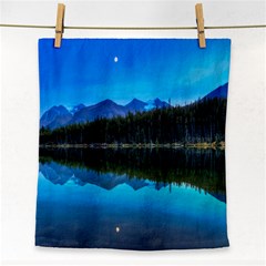 Herbert Lake Face Towel by trendistuff