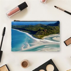 Whitehaven Beach 1 Cosmetic Bag (medium)  by trendistuff