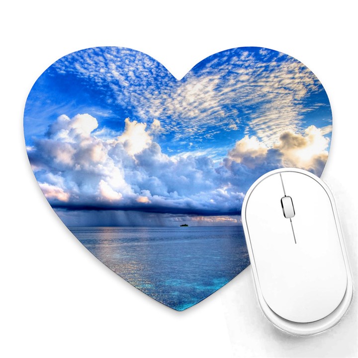 MALDIVES 1 Heart Mousepads