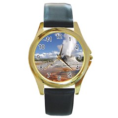 Yellowstone Castle Round Gold Metal Watches by trendistuff